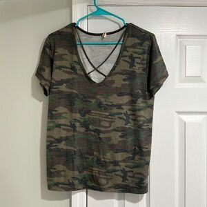 Camouflage V Neck top! Size large (12-14)!